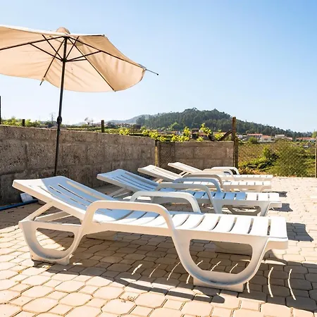 Charming House Fornos + Pool 펜션