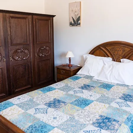 Charming House Fornos + Pool Ferienhaus *